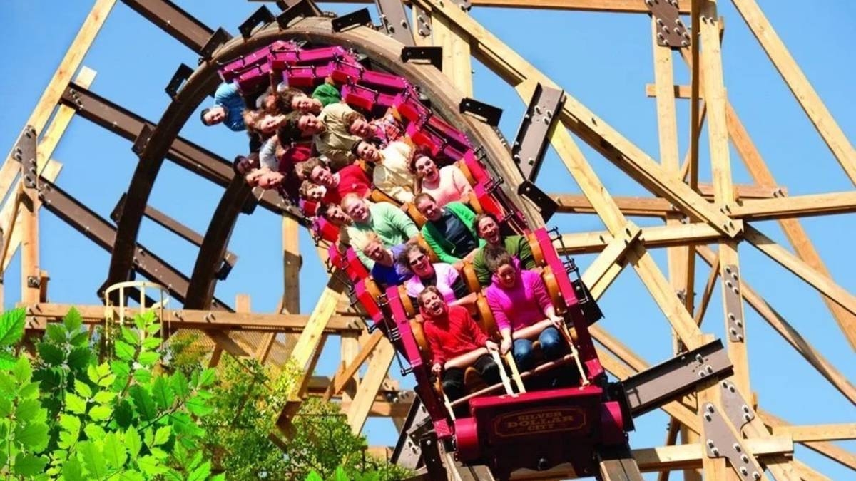 2024 Silver Dollar City Calendar Callie Gertrud